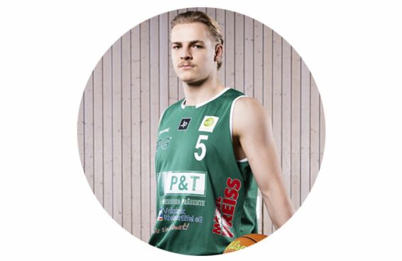 Lucas Mayer im Trikot der EPG Baskets