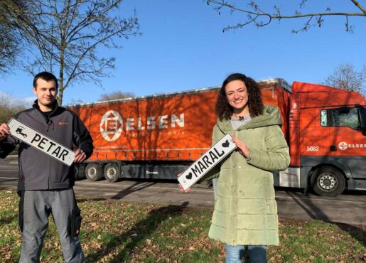 ELSEN Azubi Petar zusammen mit Marla von ZDF vor einem ELSEN LKW
